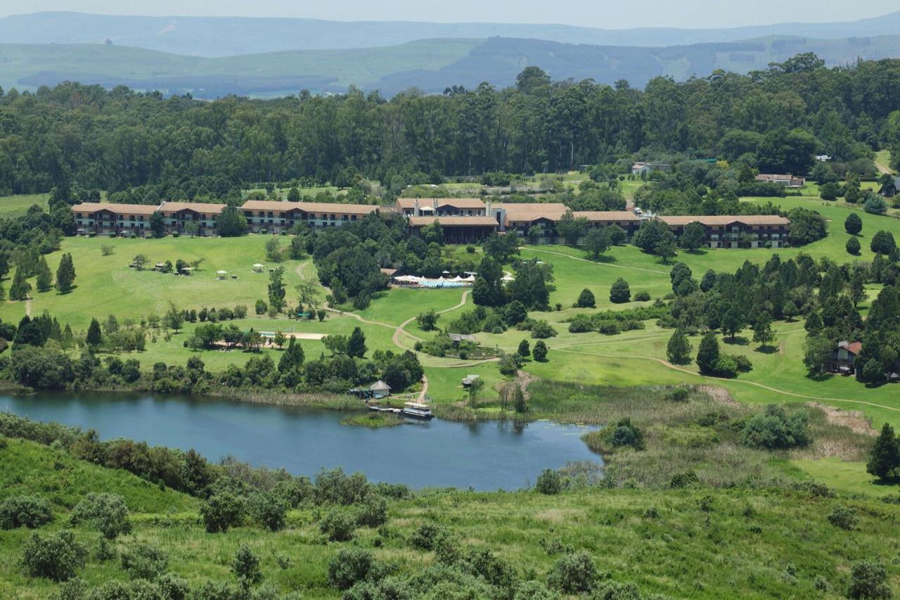 Drakensberg Sun Resort Cathkin Park Bagian luar foto