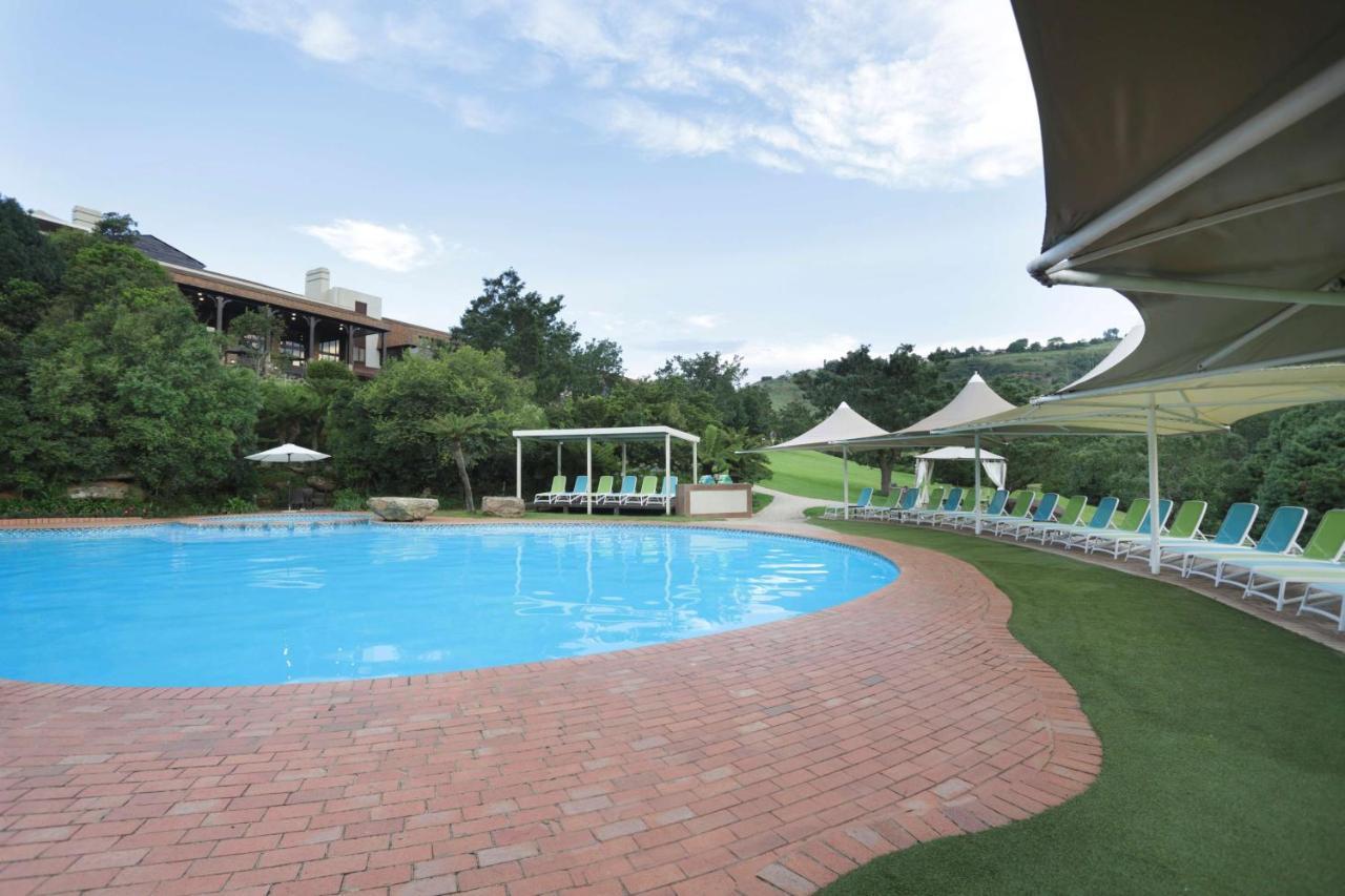 Drakensberg Sun Resort Cathkin Park Bagian luar foto