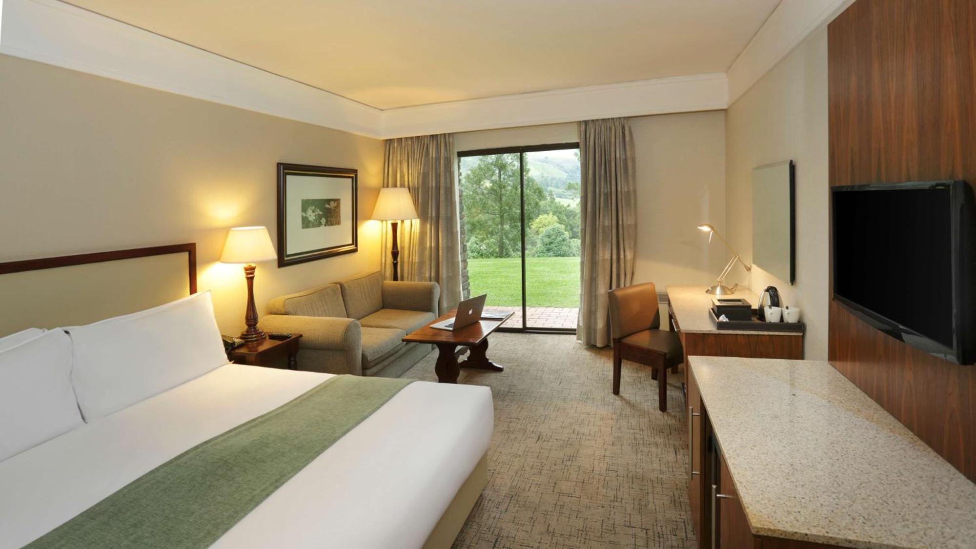 Drakensberg Sun Resort Cathkin Park Bagian luar foto