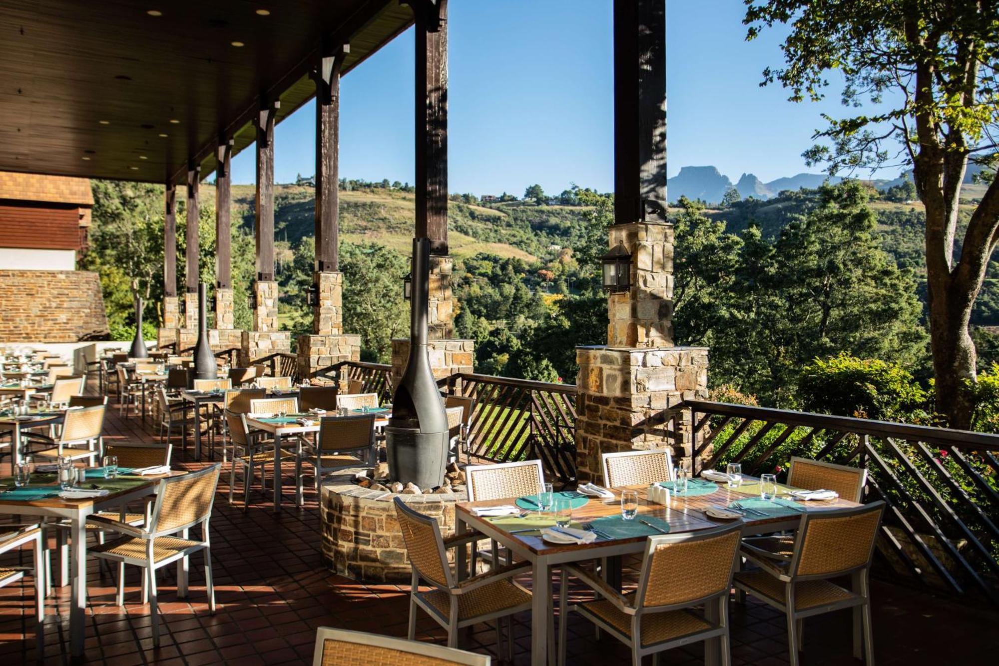 Drakensberg Sun Resort Cathkin Park Bagian luar foto