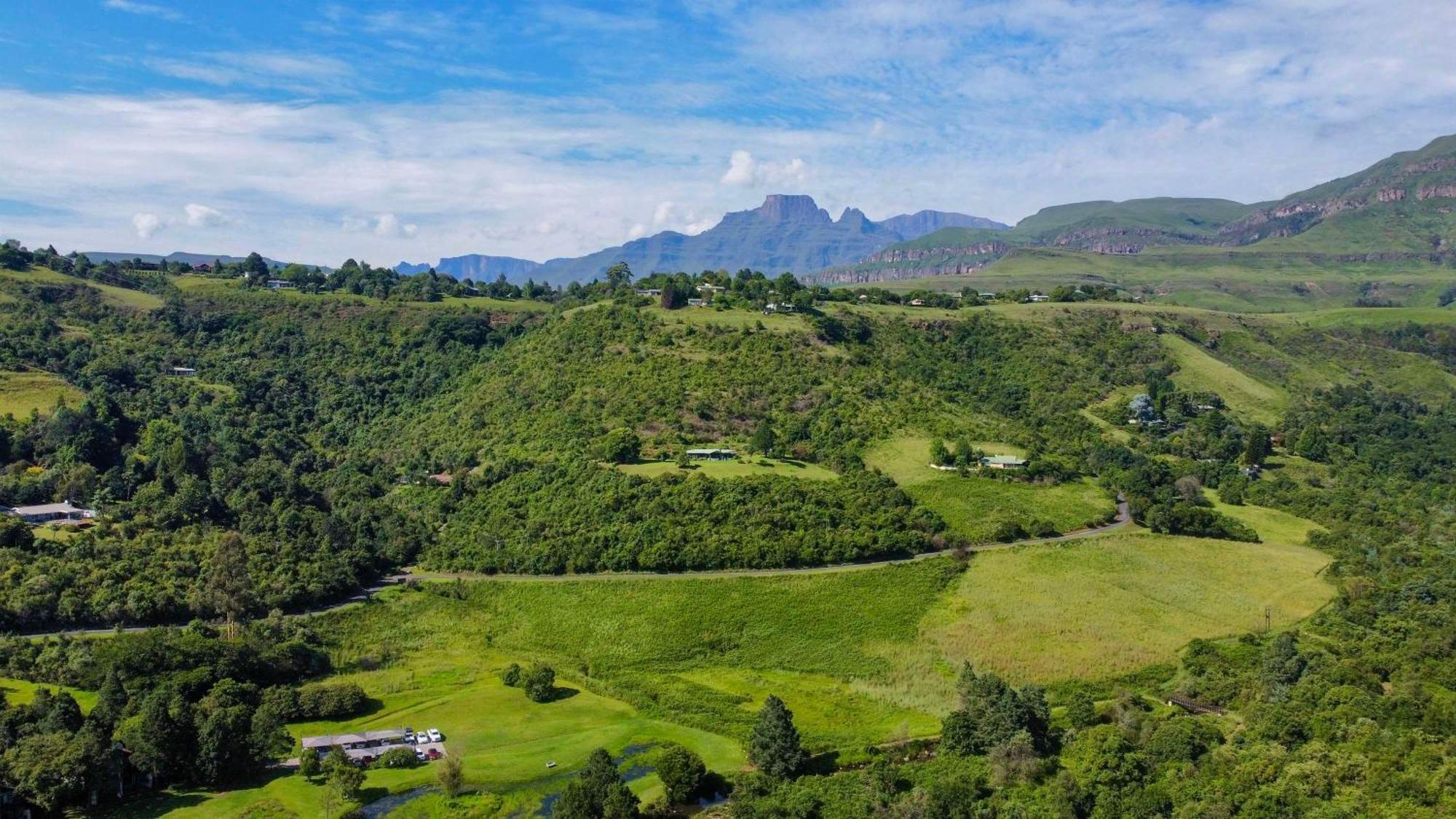 Drakensberg Sun Resort Cathkin Park Bagian luar foto