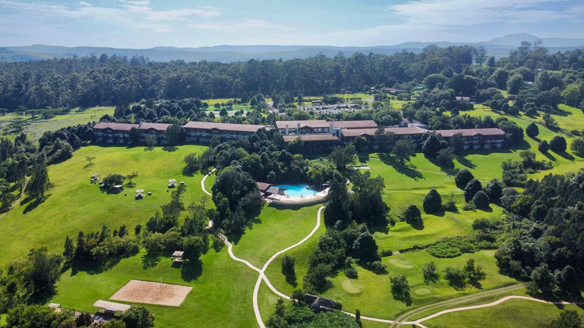 Drakensberg Sun Resort Cathkin Park Bagian luar foto