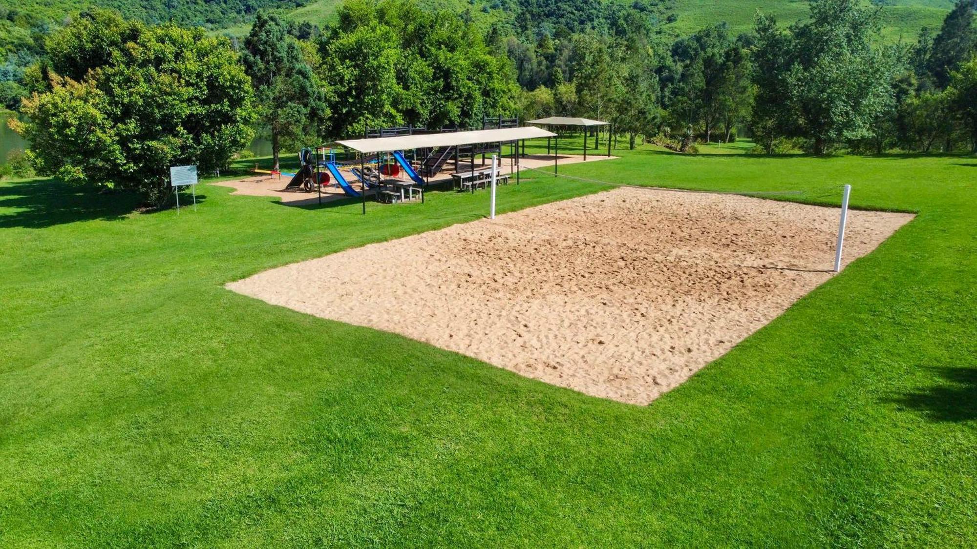 Drakensberg Sun Resort Cathkin Park Bagian luar foto