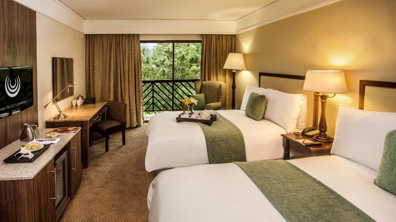 Drakensberg Sun Resort Cathkin Park Bagian luar foto